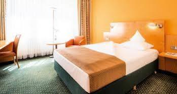 Best Western Plus Steubenhof Hotel มานไฮม์ ภายนอก รูปภาพ